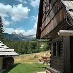 Planinska Hisica Pod Macesni - Bohinj