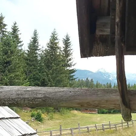 Planinska Hisica Pod Macesni - Bohinj *