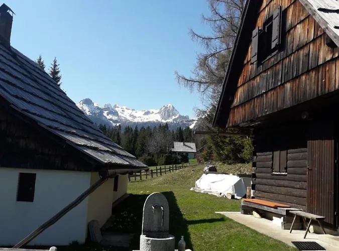 Planinska Hisica Pod Macesni - Bohinj * Srednja Vas v Bohinju