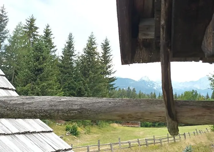 Planinska Hisica Pod Macesni - Bohinj *