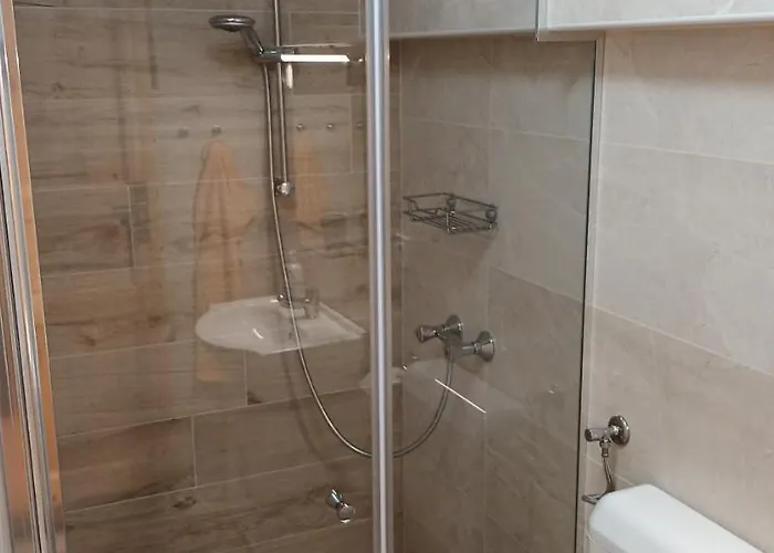 Planinska Hisica Pod Macesni - Bohinj * Srednja Vas v Bohinju